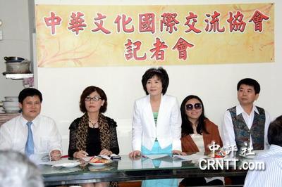 中国评论新闻:两岸闽南语歌曲台南、台北大交流